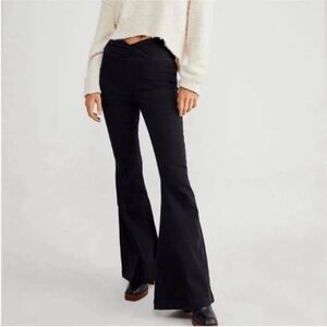 Free People Venice Beach High Rise Flare Jeans Black Size 24 Bell Bottom NWT